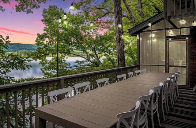 Lakeside Luxury: Private Dock, Kayaks, Game Room