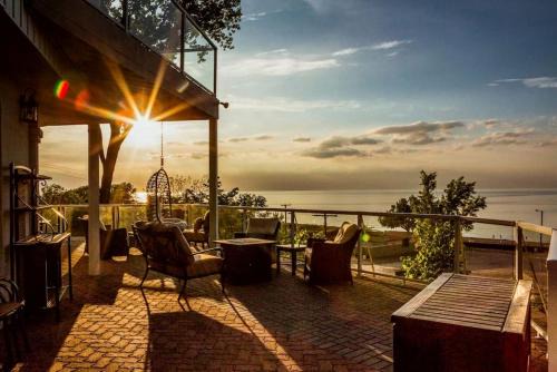 Lakeside Villa with a Hot Tub and Amazing Views on Lake Michigan, Indiana