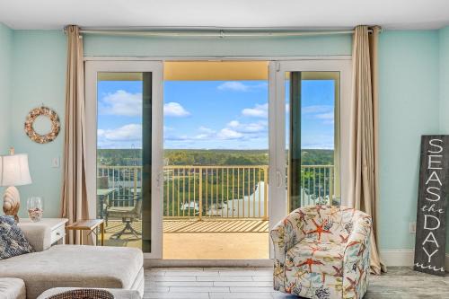 Laketown Wharf #1034