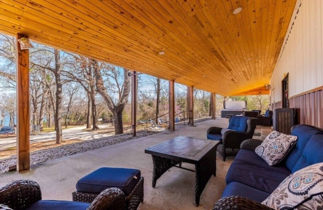 Lakeview Group Getaway Sleeps 18n