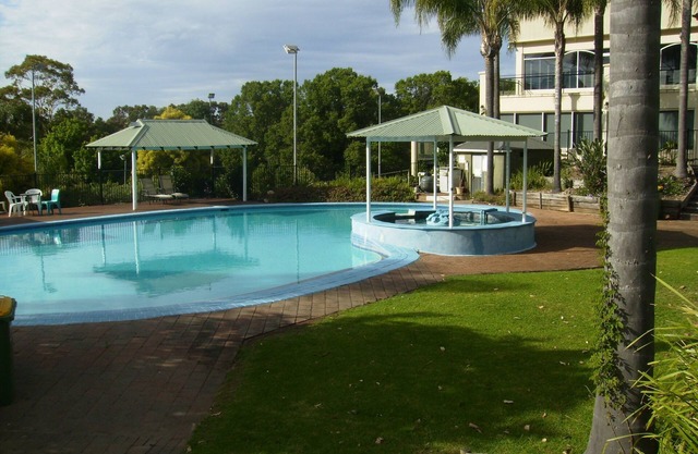 Lakeview Villa's