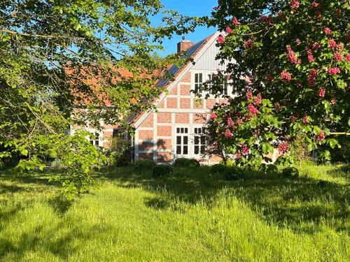 Landhaus im Garten