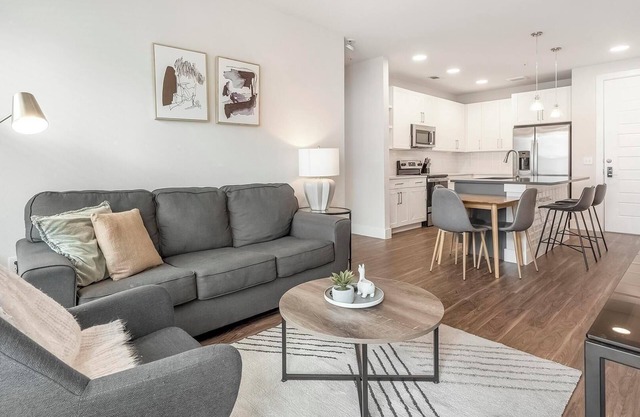 Landing | Amazing 2BD, Yoga Studio, Pool