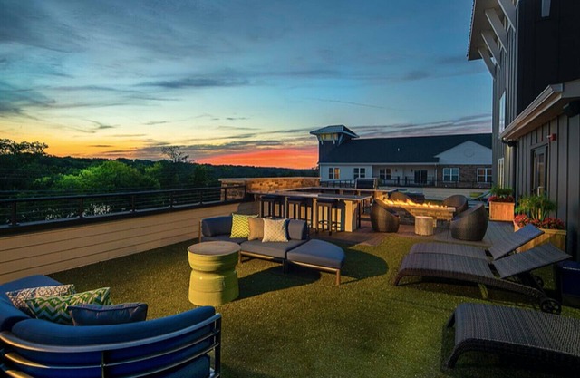 Landing at Berkley House - 1 Bedroom in Downtown Columbus