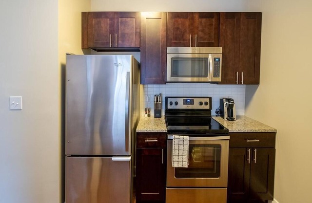 Landing at Parc at Plymouth Meeting - 1 Bedroom in Downtown Plymouth Meeting