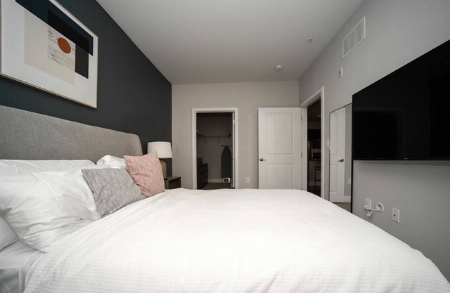 Landing at Parc at Plymouth Meeting - 1 Bedroom in Downtown Plymouth Meeting