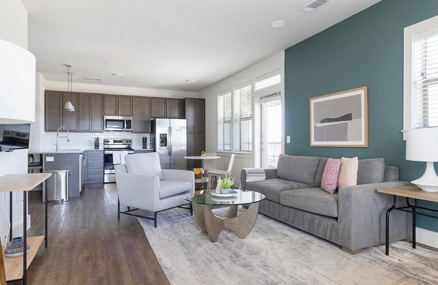 Landing at Vecina - 1 Bedroom in Stone Oak