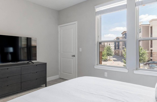 Landing | Chic 1BD, Yoga Studio, Clubhouse