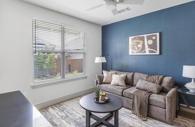 Landing | Chic 2BD, Pool, Gym