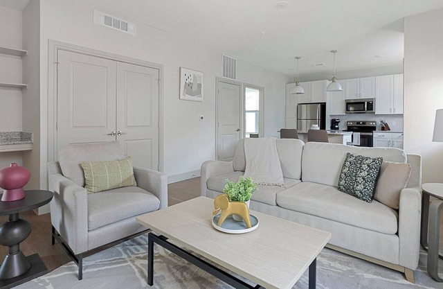 Landing | Incredible 2BD, Pool, Clubhouse