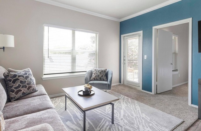 Landing | Incredible 1BD, Gym, Pool