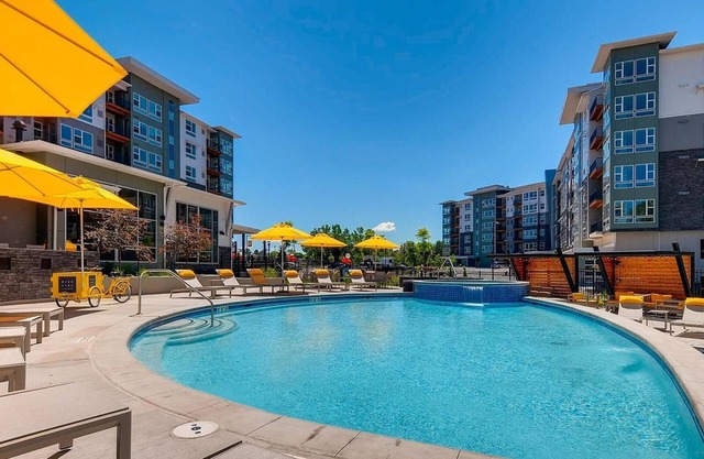 Landing | Modern 2BD, Gym, Clubhouse