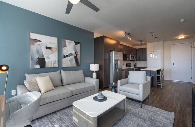Landing | Stylish 1BD, Gym, Clubhouse