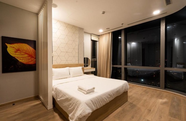 LANDMARK 81 LUXURY 4 Bedrooms LM81-2205