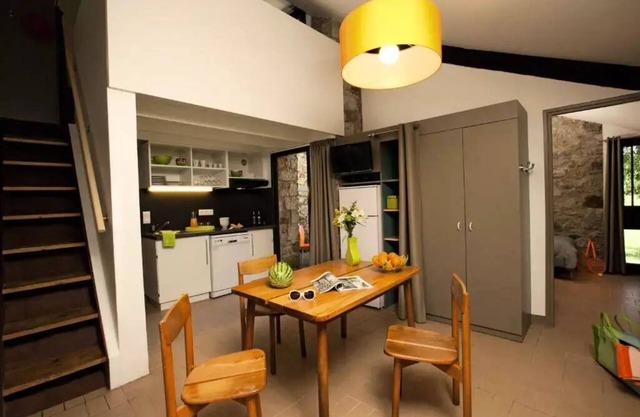 Lands of France - Domaine des Vans - 2 Room Cottage 6 People