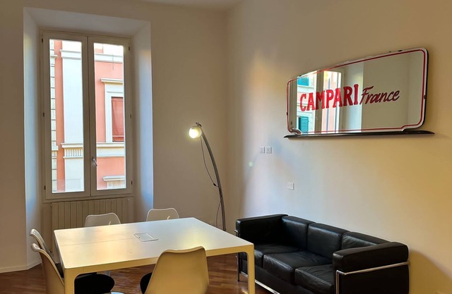 Large apartment in the main street of Bologna near the main square