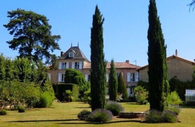 Large charming property with pool and river