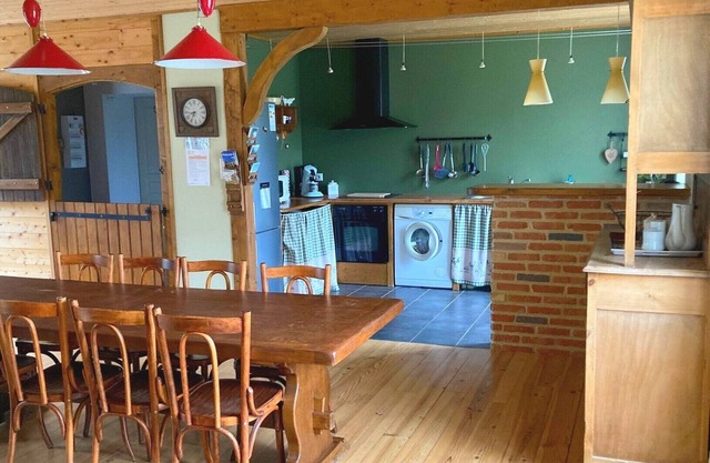 Large cottage 10 people
