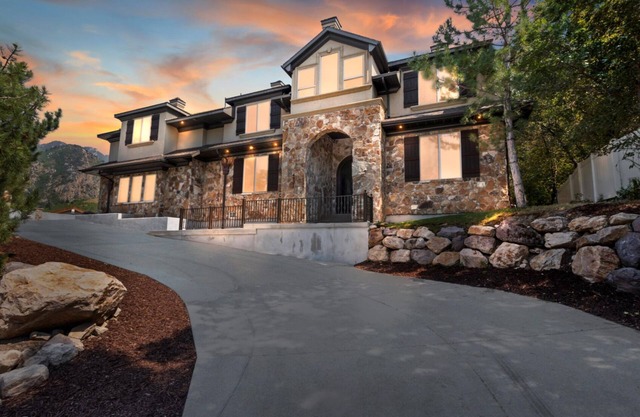 Large Executive Home High in Olympus Cove with Amazing Valley Views