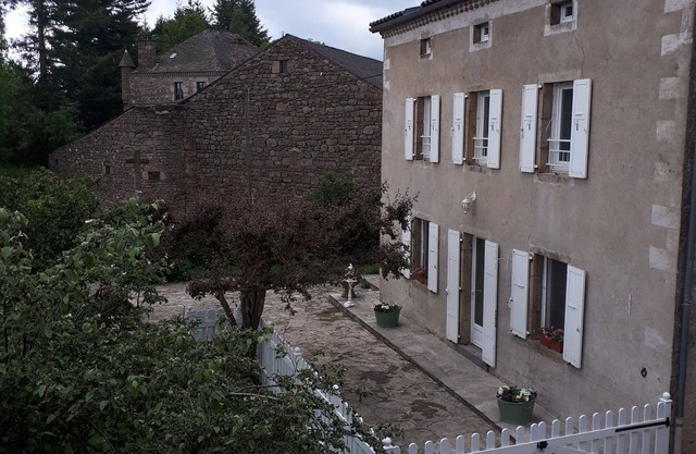 Large family home near Lac de Naussac 15/pers.
