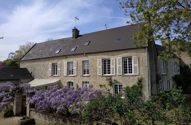 Large family home in Valognes