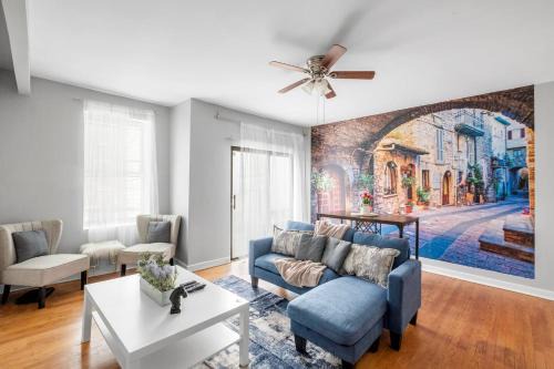 Large Lovely Apt In Prime Area