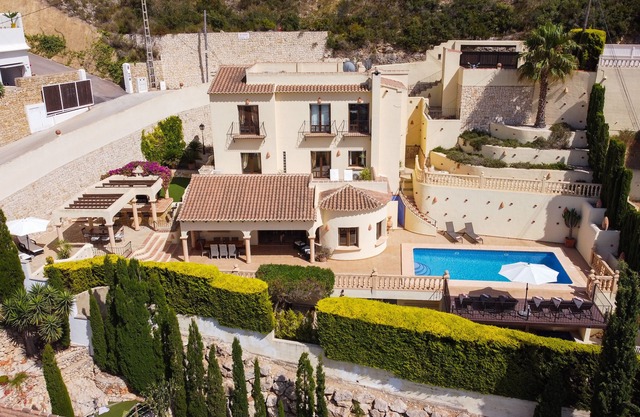 Large Luxury Family Villa Moraira, Private Pool, WiFi, A/C,