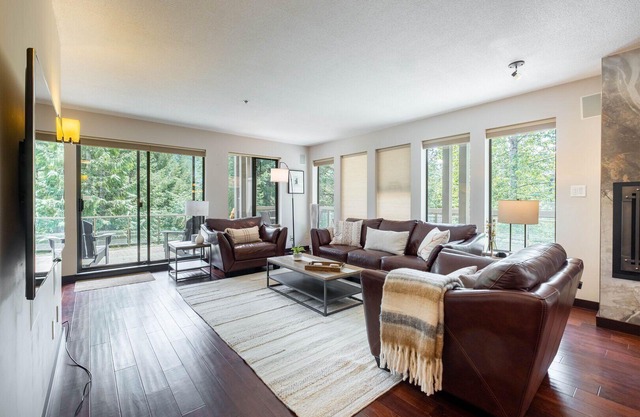 Large patio | BBQ | Hot tub | Free parking