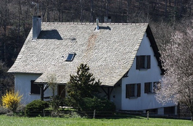Large rural gîte in a detached house for 10 to 12 people in SALMIECH