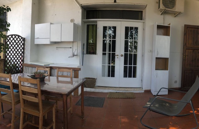 Large studio apartment surrounded by greenery 10 minutes from the sea and 1 hour from Matera