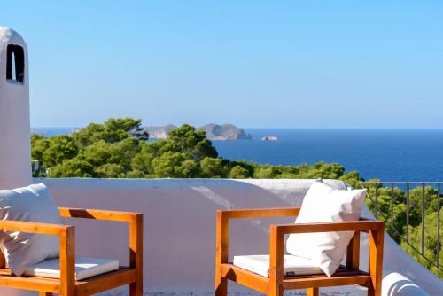 Large Villa on Ibiza West Coast with pool & sunset view - Nirvana