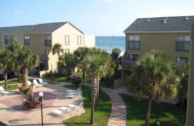 Largo Mar Unit 113, Fantastic Value, Very Clean Condo on PC Beach