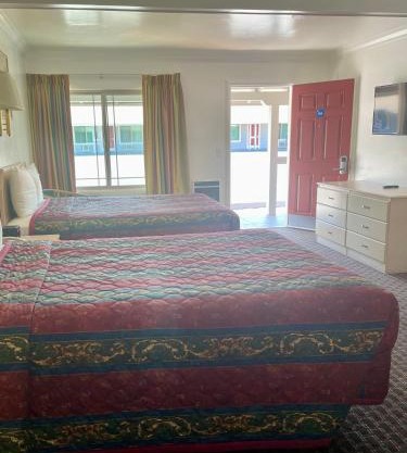 Lark Motel Willits