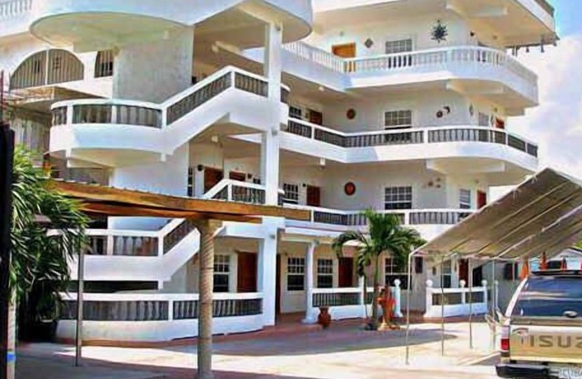 Las Palmas Hotel