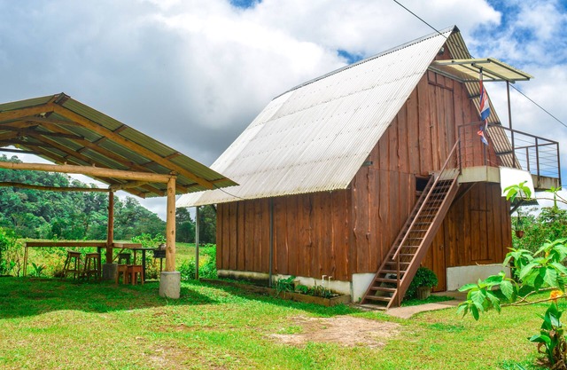 Las Reinas, spectacular cabin