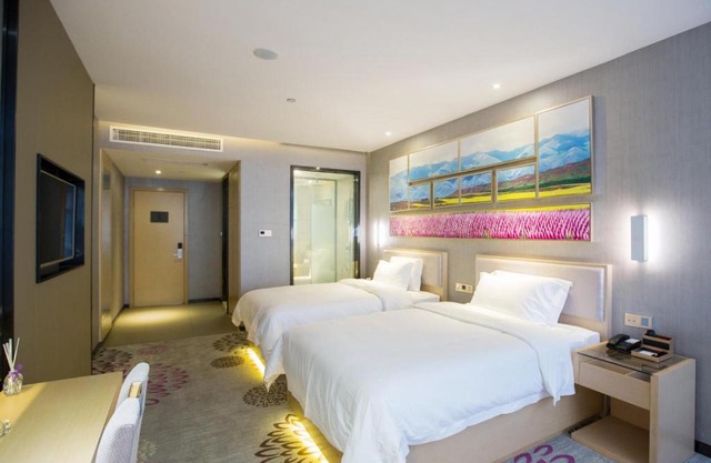 Lavande Hotel Chengdu Xihe Bolin Plaza