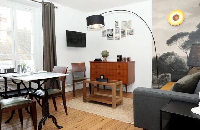 Lavarande Suite In the Heart of Senlis