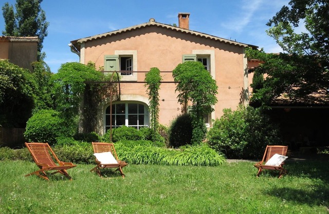 Lavender, Luberon view, swimming pool, AC : Villa Mas du Luberon 15 km from Apt