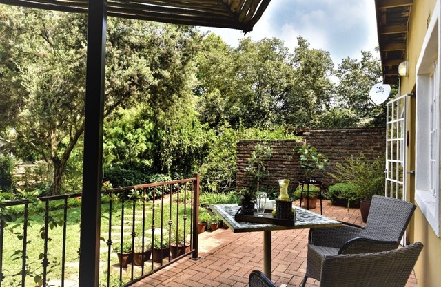 Lavender Tree Spacious Cottage for 2-3 People