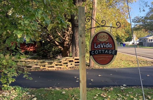 LaVida Cottage Welcomes you with wide open, private, green spaces.