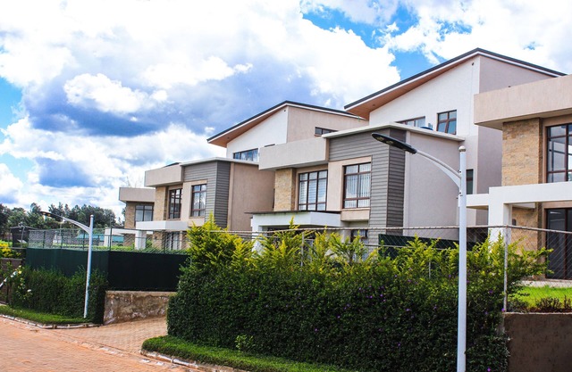 Lavish 4 Bedroom Townhouse