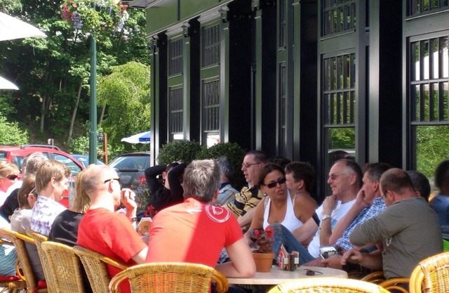 Le Baron Apartments