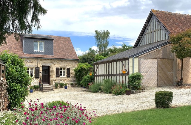 Le Bas Chesnay is a 200 year old detached farmhouse, where birds & bees sing.