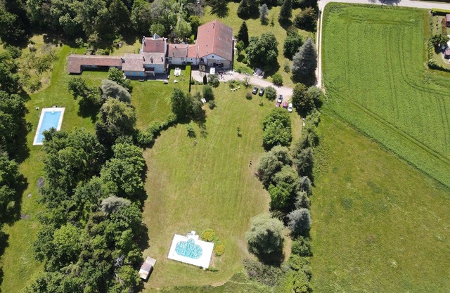 Le Clos des Collières - 15 Sleeps - 5 Bedrooms - Private Pool & Park