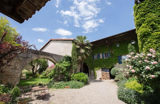 Le Clos Du Perret