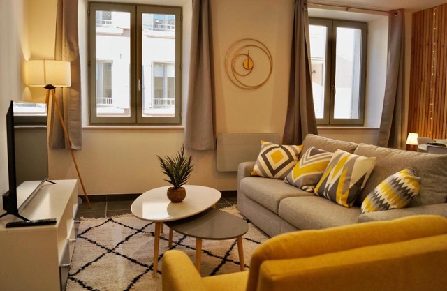 Le Cosy