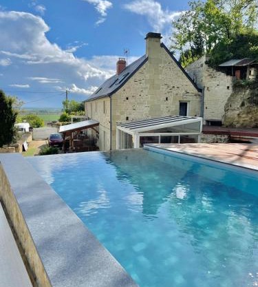 Le gîte 24 proche du Futuroscope - Jacuzzi compris