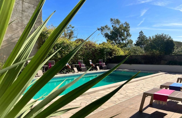Le Grenier - Three Bedroom Villa, Sleeps 6