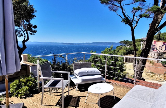 Le Myrtil Apartment T2-33m2 Air conditioned Sea view Terrace 30m2