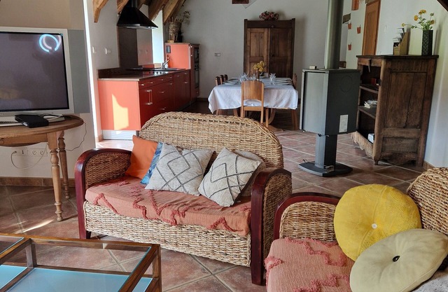 Le Puy D'aubrac, Maison Familiale en Pleine Campagne